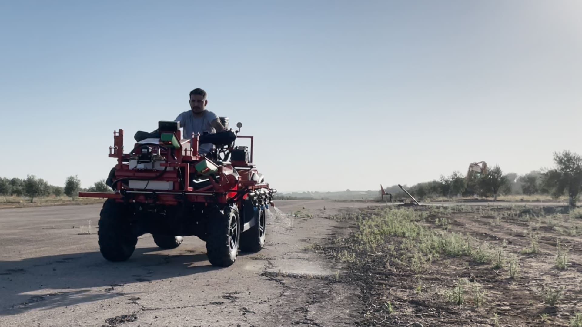 Success story Glimax spray tractor